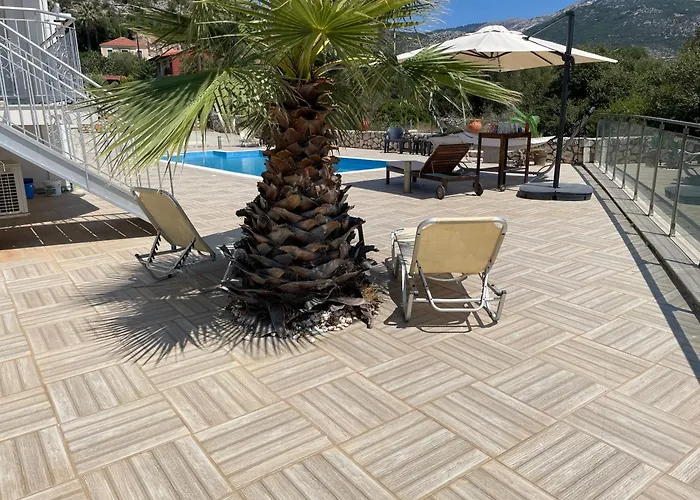 Evangelia * Karavádhos