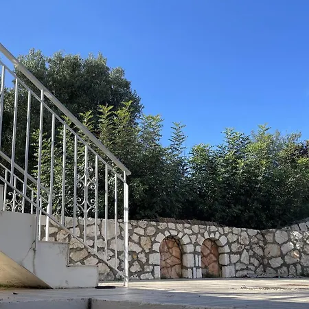 Evangelia * Karavádhos