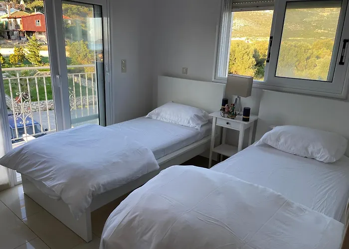 Evangelia * Karavádosz