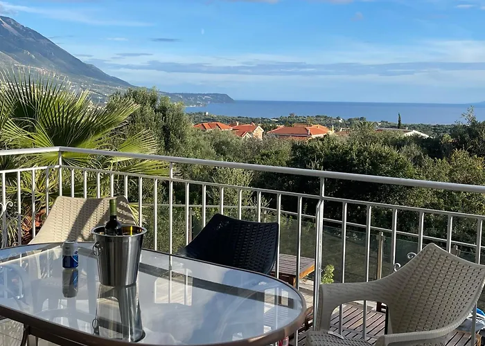 Evangelia Karavádosz