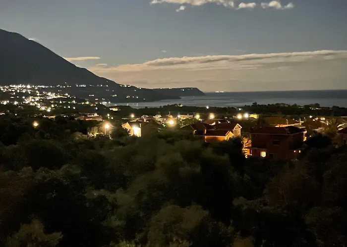 Evangelia Villa Karavádosz